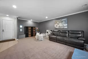 272 Bennett Dr, Carol Stream, IL 60188 - Photo 36