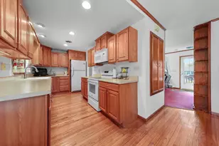 385 S Kankakee St, Coal City, IL 60416 - Photo 12