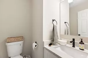 206 Madison Dr, Streamwood, IL 60107 - Photo 14