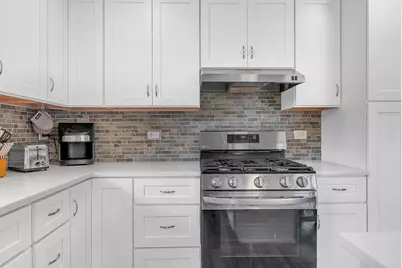 17W445 Butterfield Road, Oakbrook Terrace, IL 60181 - Photo 6