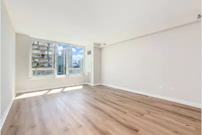 33 W Ontario Street #32E, Chicago, IL 60654 - Photo 16