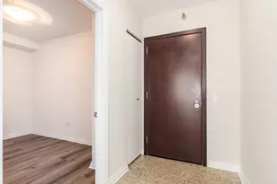 33 W Ontario St, Chicago, IL 60654 - Photo 10