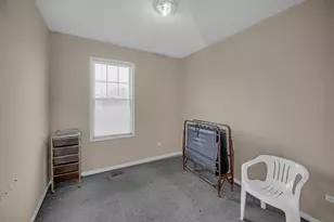 4635 S Greenwood Ave, Chicago, IL 60653 - Photo 10