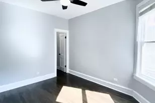 3327 N Hamilton Ave, Chicago, IL 60618 - Photo 10