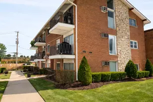 6113 W 64th Pl, Chicago, IL 60638 - Photo 1