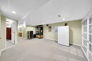 323 Ford Ln, Bartlett, IL 60103 - Photo 40