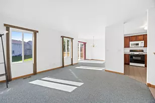 658 Chestnut Ridge, Minooka, IL 60447 - Photo 10