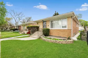 2117 W 71st Pl, Chicago, IL 60636 - Photo 1
