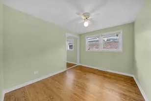 2117 W 71st Pl, Chicago, IL 60636 - Photo 8