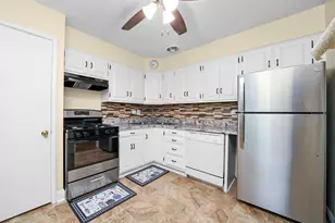 2136 Bristol Ave, Westchester, IL 60154 - Photo 12
