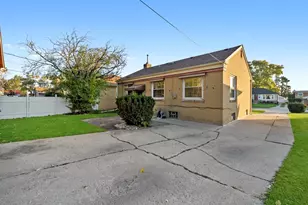 2136 Bristol Ave, Westchester, IL 60154 - Photo 34