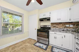 2136 Bristol Ave, Westchester, IL 60154 - Photo 14