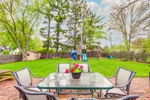 366 Birkdale Rd, Lake Bluff, IL 60044 - Photo 34