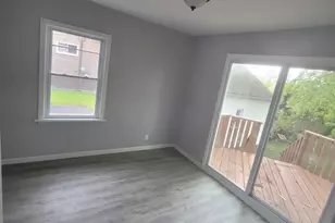 1140 Church Rd, Aurora, IL 60505 - Photo 6