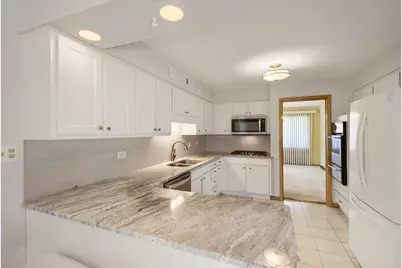 2630 Somerset Drive, Westchester, IL 60154 - Photo 6
