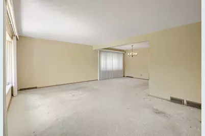 2630 Somerset Drive, Westchester, IL 60154 - Photo 2