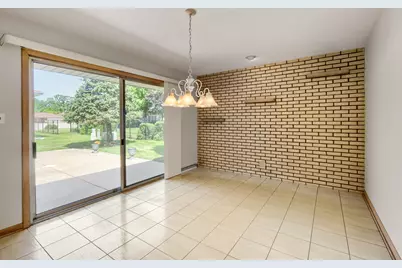 2630 Somerset Drive, Westchester, IL 60154 - Photo 4