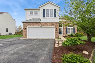 240 Paradise Pkwy, Oswego, IL 60543 - Photo 1
