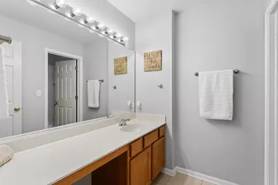 240 Paradise Parkway, Oswego, IL 60543 - Photo 18