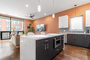 2495 N Milwaukee Ave, Chicago, IL 60647 - Photo 12