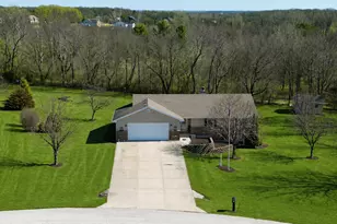 2383 N 4070th Rd, Sheridan, IL 60551 - Photo 1