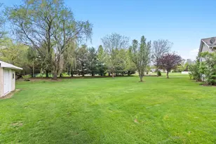 2383 N 4070th Rd, Sheridan, IL 60551 - Photo 28