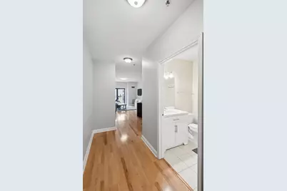 8 W Monroe Street #1209, Chicago, IL 60603 - Photo 2