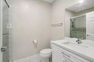 8 W Monroe St, Chicago, IL 60603 - Photo 12