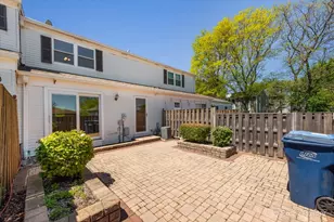 815 Mansfield Ct, Schaumburg, IL 60194 - Photo 22