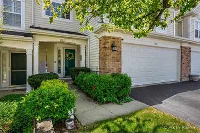 902 Huntington Drive, Elk Grove Village, IL 60007 - Photo 2