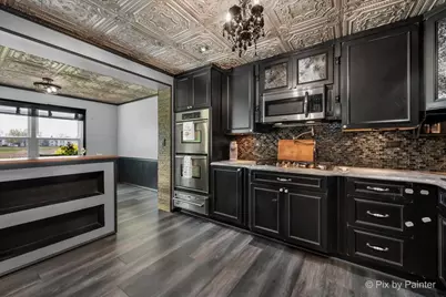 902 Huntington Drive, Elk Grove Village, IL 60007 - Photo 12