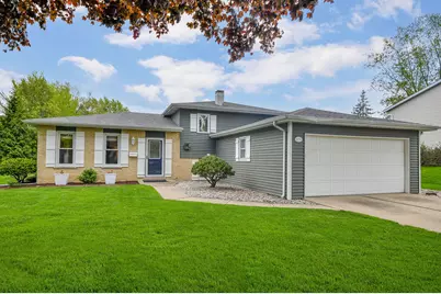 1174 Kent Court, Wheaton, IL 60189 - Photo 1
