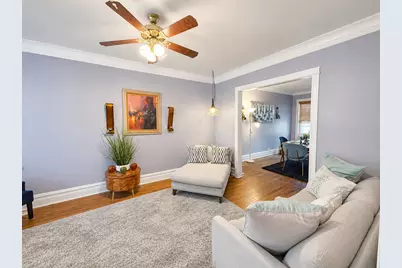 6641 S University Avenue, Chicago, IL 60637 - Photo 2