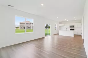2013 Winterberry Trl, Wonder Lake, IL 60097 - Photo 8