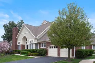4436 4 Winds Ln, Northbrook, IL 60062 - Photo 1