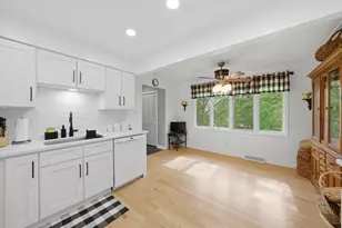 10023 S Wood Ln, Palos Hills, IL 60465 - Photo 10