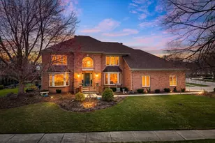 1576 Pine Lake Dr, Naperville, IL 60564 - Photo 1
