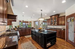 149 Goldenrod Dr, Sugar Grove, IL 60554 - Photo 6