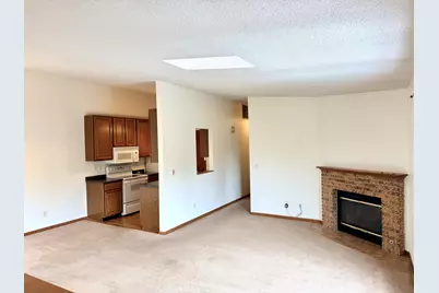 1848 Kerrybrook Court #1848, Sycamore, IL 60178 - Photo 12