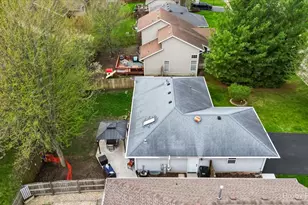710 Redwood Ct, Genoa, IL 60135 - Photo 38