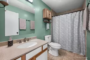 710 Redwood Ct, Genoa, IL 60135 - Photo 18