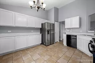 3302 Bromley Ln, Aurora, IL 60502 - Photo 8