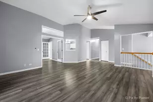 3302 Bromley Ln, Aurora, IL 60502 - Photo 2