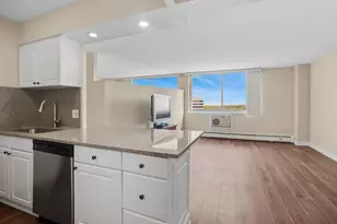 20 N Tower Rd, Oak Brook, IL 60523 - Photo 8