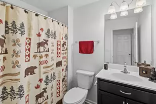 849 Americana Ave, Pingree Grove, IL 60140 - Photo 14