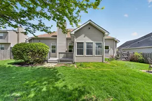 3624 Creekside Ct, Winthrop Harbor, IL 60096 - Photo 24