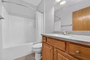 3624 Creekside Ct, Winthrop Harbor, IL 60096 - Photo 18