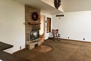 816 N 11th St, Rochelle, IL 61068 - Photo 10