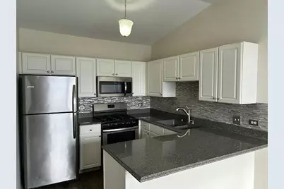 1103 Stratford Court #D, Elgin, IL 60120 - Photo 6