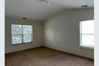 1103 Stratford Court #D, Elgin, IL 60120 - Photo 8